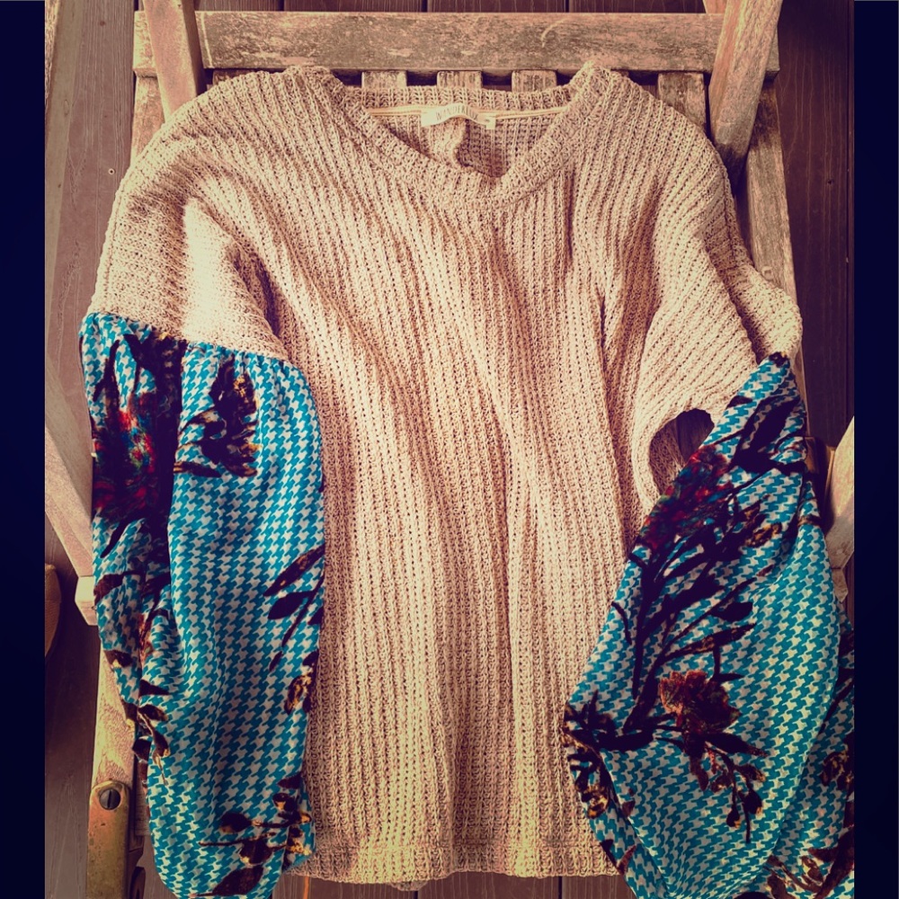 Wanderlux Sweater
